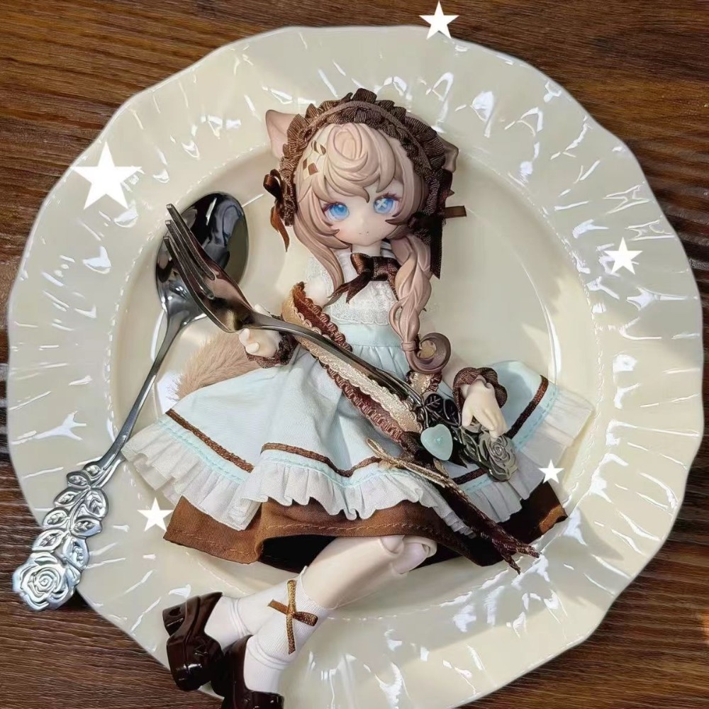 Inedible Doll Lunar Lore Meow  - Mystery Box Blind Bag avis et prix